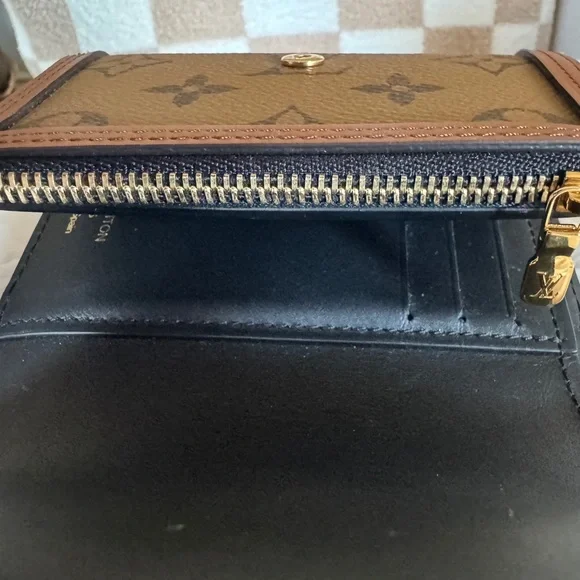 Louis Vuitton Brown Monogram Wallet - Picture 8 of 8